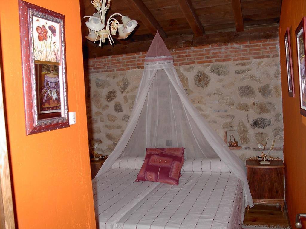 Casa Rural Pincherres Mata de Quintanar エクステリア 写真